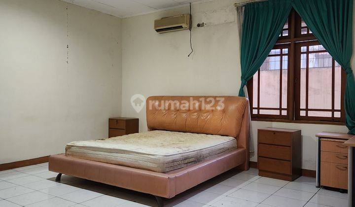 RUMAH 2 LANTAI DI GADING SERPONG di Sektor  1E GADING SERPONG SHM 7