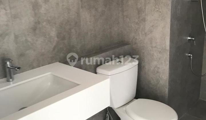 APARTMENT MEWAH LLOYD ALAM SUTERA  7