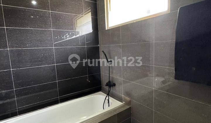 SUPER SALE QUICK SALE GOLDFINCH THE SPRING FULLY RENOVATED 2