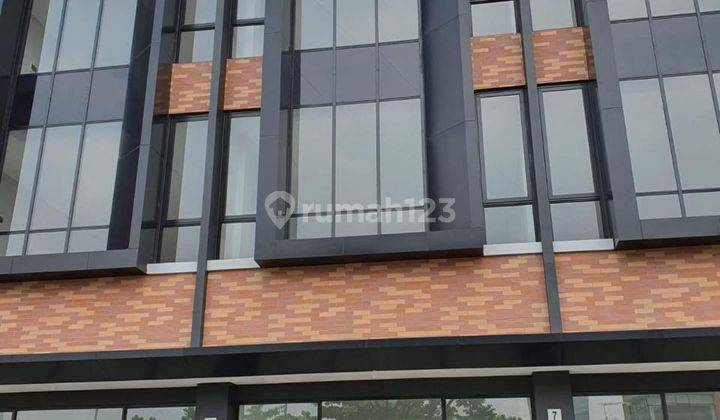 SEWA RUKO VICTORIA LANE HADAP JALAN LOKASI STRATEGIS 2