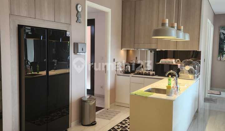 For Sale 3 Bedroom Apartment Lloyd - Alam Sutera 2