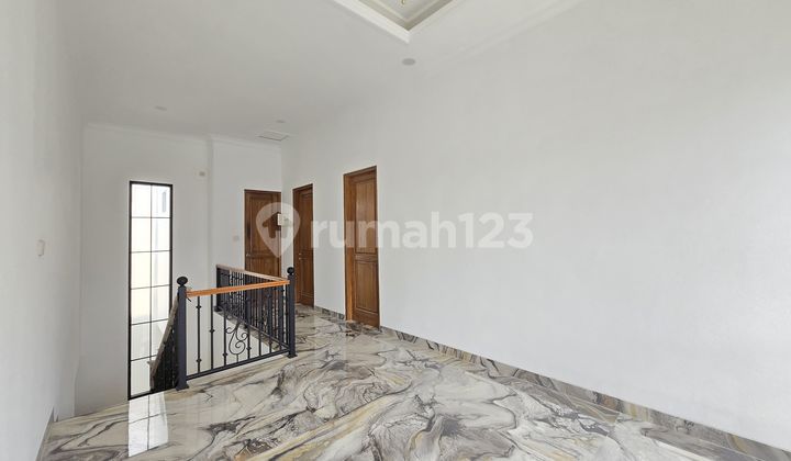 Rumah Mandiri Cantik Full Furnished Sutera Victoria 2