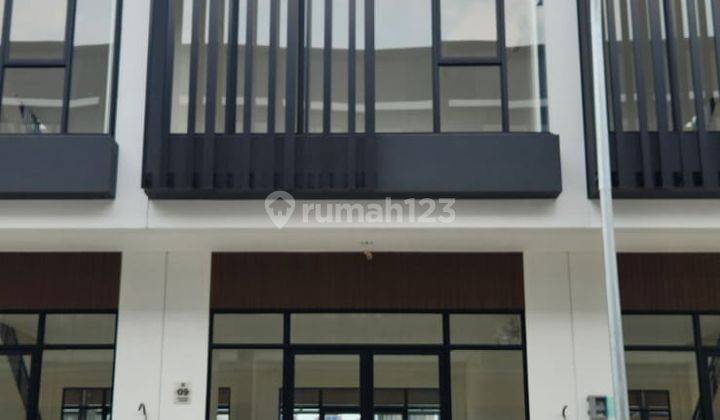 Sewa Ruko Hampton 2 Fased Ada Teras Dan Balkon 1