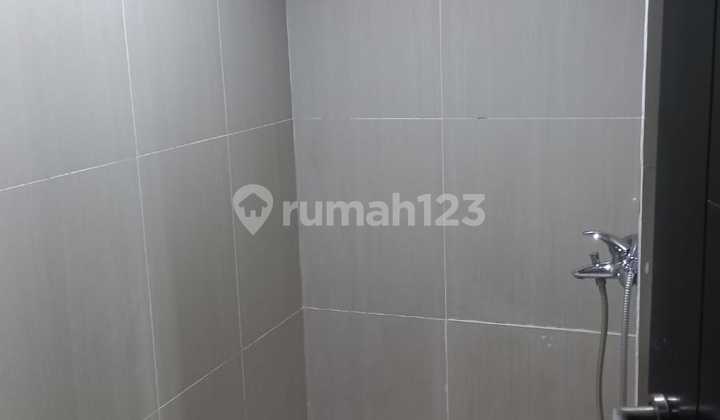 DISEWAKAN MURAH!! APARTEMEN STUDIO VEGA/SKYLINE 2
