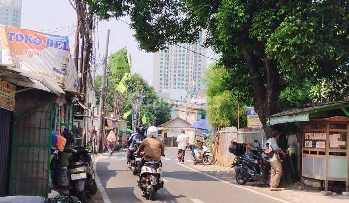 Rumah Tua Hitung Tanah Strategis Untuk Usaha di Jalan Kebagusan Raya Jakarta Selatan 1