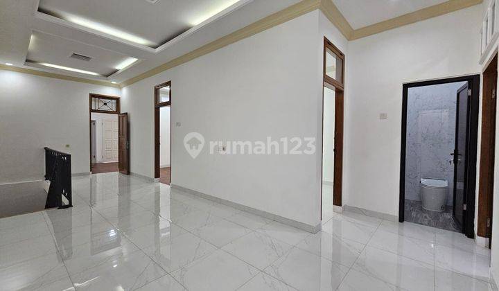 Rumah Bagus Furnised Di Pondok Kelapa Jakarta 2