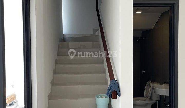 Rumah Bagus Minimalis Siap Huni Di Wisteria Metland Cakung Jakarta 2