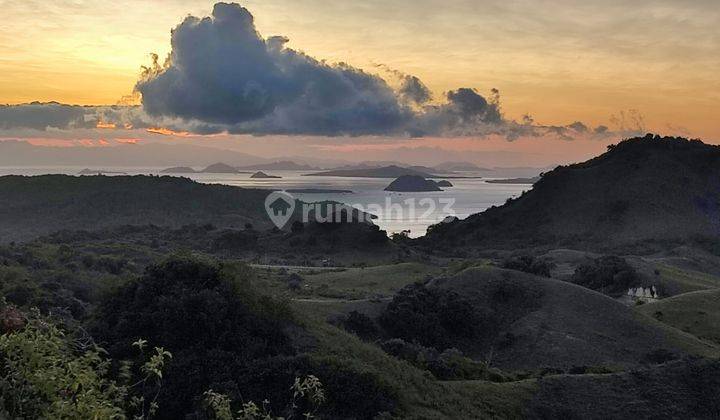 Di Jual Tanah Bukit di Labuan Bajo View Laut 1