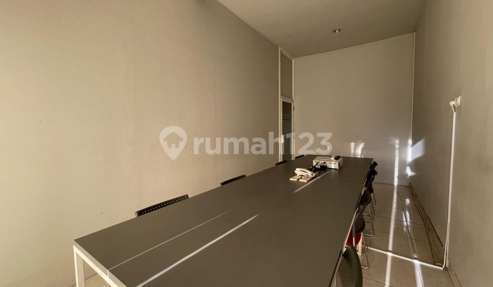 Dijual Cepat Ruko 2 Lantai Dengan Layout Kantor Plus 6 AC Di Gamping, Sleman, 039 2