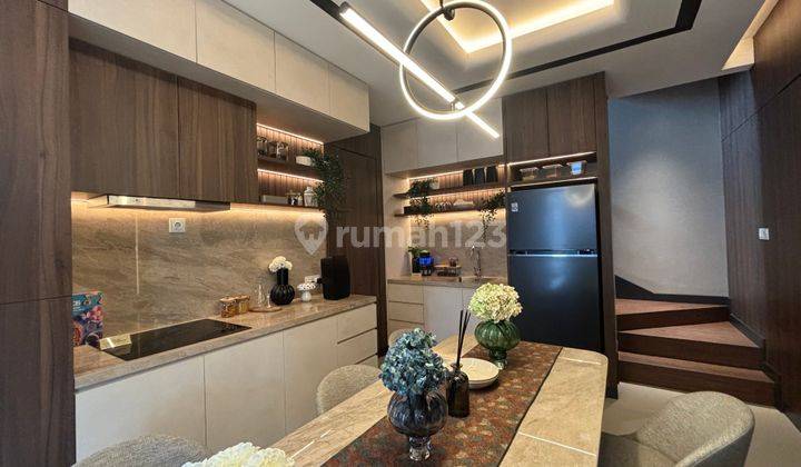 Dijual Rumah Baru 2 Lantai Type 7x13 M2 Cluster Vanica Residence Summarecon Crown Gading  1