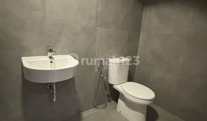 Jual Cepat - Turun Harga Hunian Modern French Style Cluster Maison De Wisteria, Metland Menteng - Lokasi Premium!! 028 Jual Cepat - Turun Harga Hunian Modern French Style Cluster Maison De Wisteria, Metland Menteng - Lokasi Premium!! 028