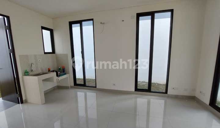 Sell Cheap Modern Minimalist 2-Story House - Shinano Cluster Jakarta Garden City, Cakung 030 2