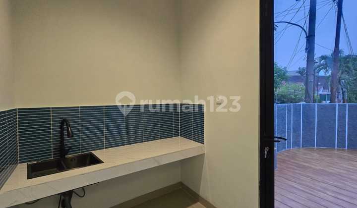 Dijual Rumah Mewah Minimalis di Graha Harapan - Luas & Siap Huni, Mustikajaya, Bekasi 018 2