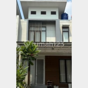 Comfortable, modern house! Strategic location.032