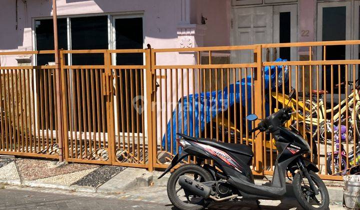 Rumah Jumbo Di Kawasan Gresik Kota Baru, Dekat Pusat Keramaian 1