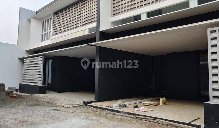 Rumah Shm 2 Lantai Baru Dekat Toll Kalimalang 2