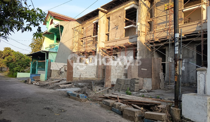 DIJUAL RUMAH BARU BARUK MERR 1