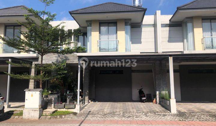 Jula Rumah springville residence surabaya di Raya kedung asem transmart rungkut surabaya Bagus Furnished 2 Lantai 2