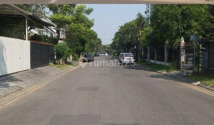 Kavling Row jalan lebar di Taman puspa raya 180 m² 1