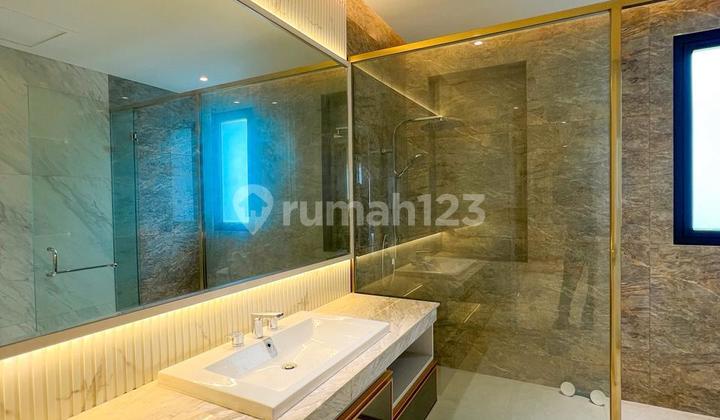Luxury Full Marble Home, Favorite Graha Family Cluster, West Surabaya 2