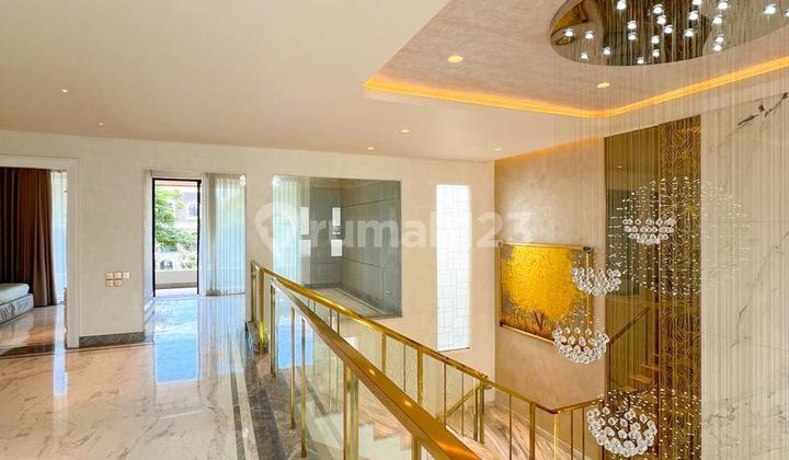 Rumah Mewah Full.marmer Cluster Favorite Graha Family Surabaya Barat Rumah Mewah Full.marmer Cluster Favorite Graha Family Surabaya Barat