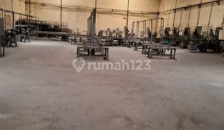 Gudang Siap Pakai Margomulyo Indah