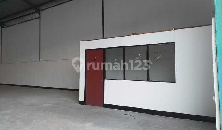 Ready-to-Live Warehouse Aangtropolis Mmargomulyo Ready-to-Live Warehouse Aangtropolis Mmargomulyo