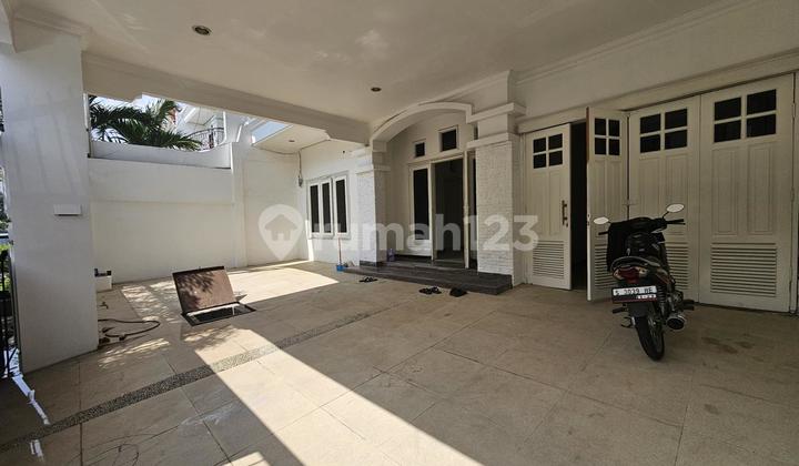 Ready to Occupy House at Dian Istana Taman Ratu 2