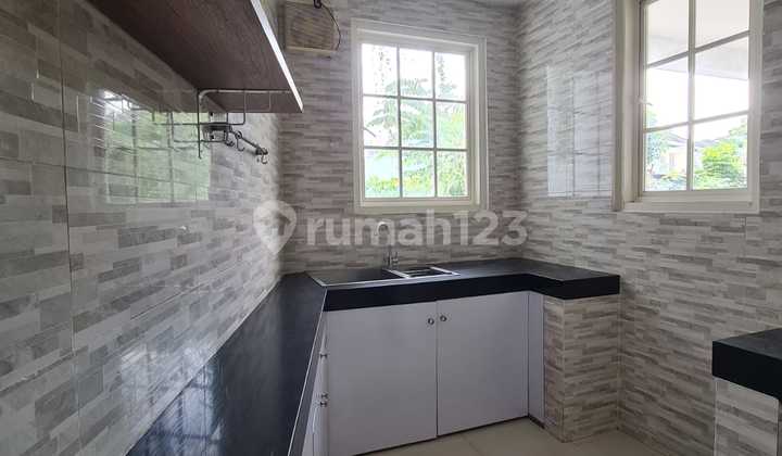 Rumah Hook.apik Siap.huni Royal Residence Lantai 1 Master Kamar Mandi Dalam