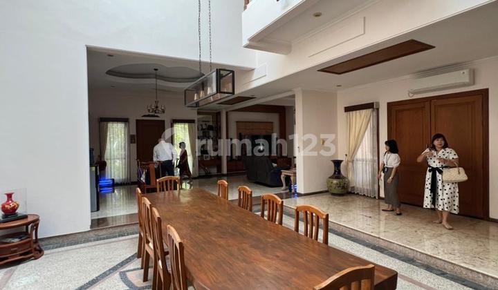 Rumah Pool. Golf.view Perumahan Elite Graha Family Surabaya Barat Rumah Pool. Golf.view Perumahan Elite Graha Family Surabaya Barat