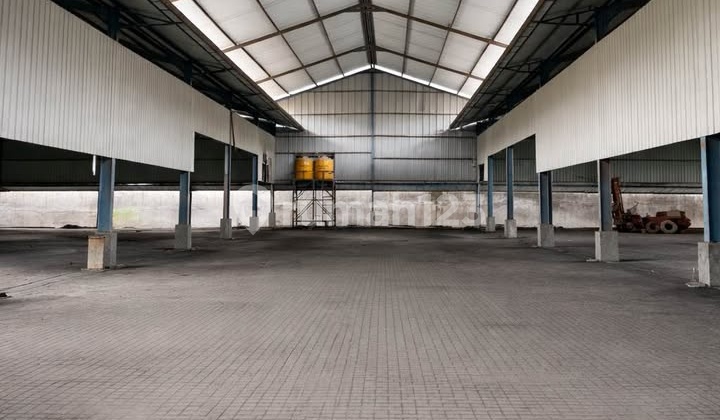 Gudang Bypas Krian Sudah Renovasi Siap Huni Gudang Bypas Krian Sudah Renovasi Siap Huni