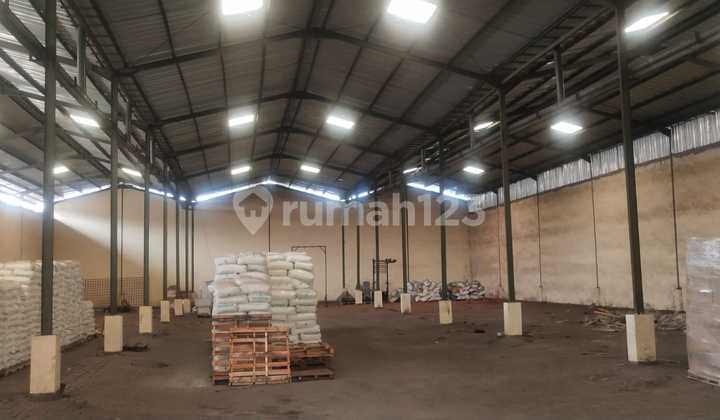 Gudang Siap.pakai Bebas Banjir Margomulyo