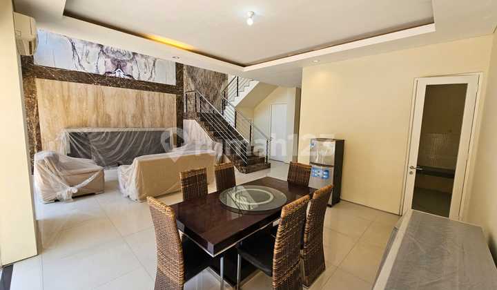 2-Storey House Width 12 West Surabaya