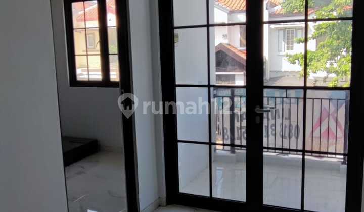 New House Ccitraland Utama 4. Room ********