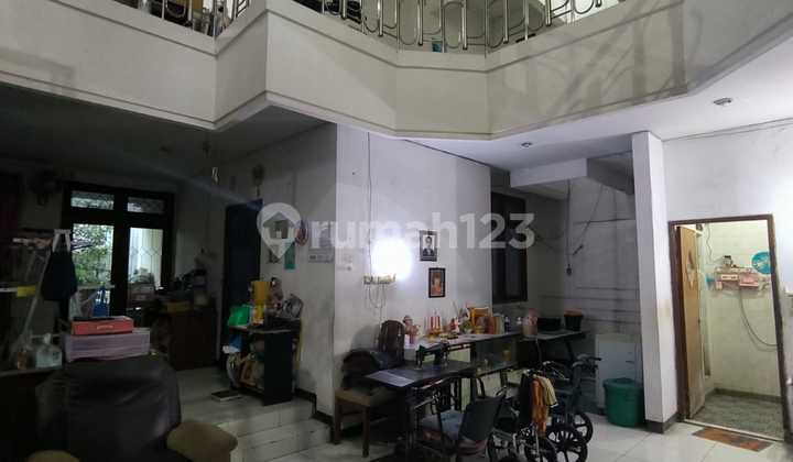 Rumah 2 Lantai Graha Ffamily Blok Ffavorite
