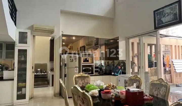 Rumah 2.lantai.perumahan Dian Istana Siap Huni