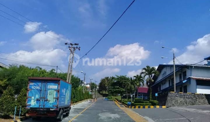 Pasuruan Pandaan Factory Excellent Water Source Ready to Use Pasuruan Pandaan Factory Excellent Water Source Ready to Use