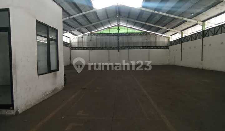 Gudang Industri Siap Pakai Lokasi Rungkut Industri