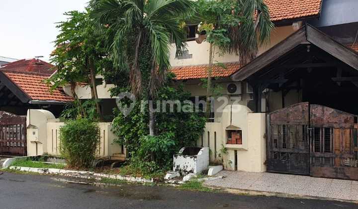 Rumah Perlu Renovasi.dukuh Kupang Row.jalan 2.5.mobil  2