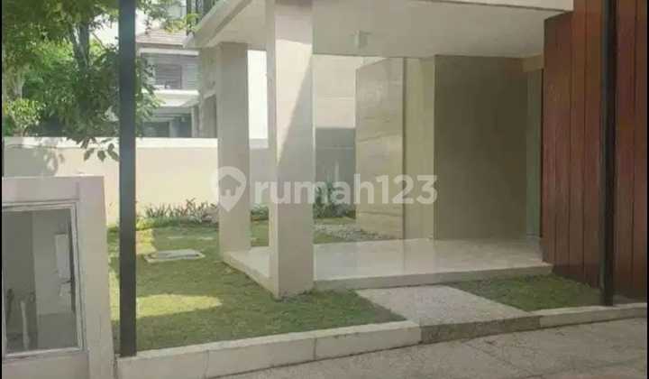 Rumah Luas.asri.kosongan.graha Natura Surabaya Barat Rumah Luas.asri.kosongan.graha Natura Surabaya Barat
