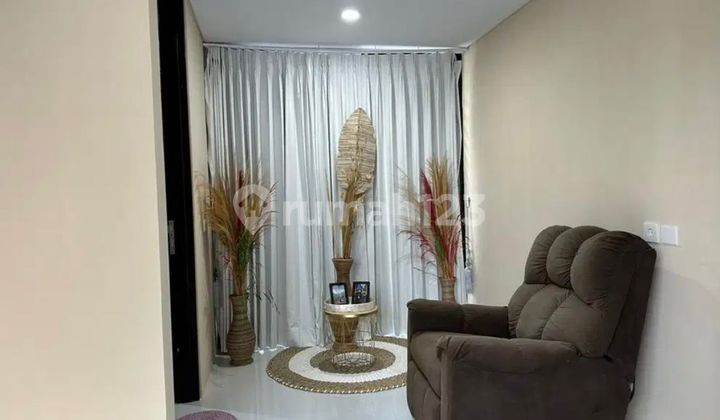 Villa Rumah Taman Dayu Kolam Renang Siap Huni