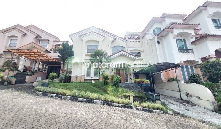 Rumah Lux Full Furnished Di Tubagus Ismail Dago, Untuk Rumah Tinggal