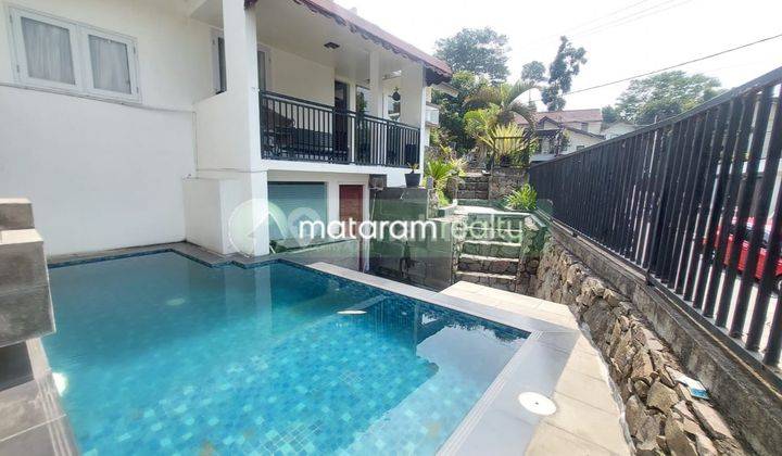 Rumah Villa 2 Lantai Di Dago Giri, Ada Kolam Renang, Full Furnished 1