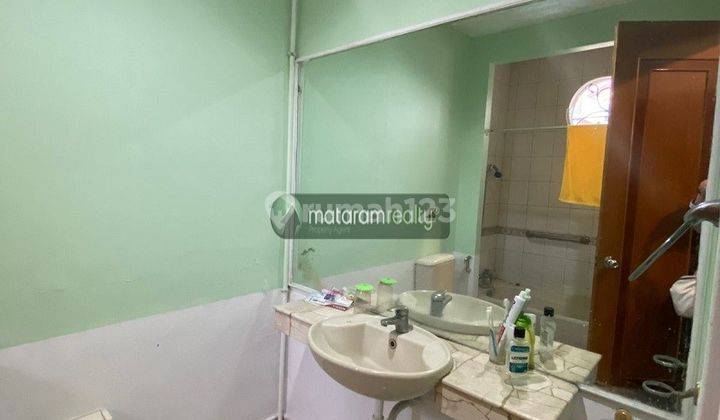 Rumah Lux Full Furnished Di Tubagus Ismail Dago, Siap Huni untuk Rumah Tinggal 3