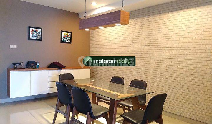 Rumah Lux Fully Furnished With Private Swimming Pool di Dalam Komplek Setramurni Setrasari Pasteur 4
