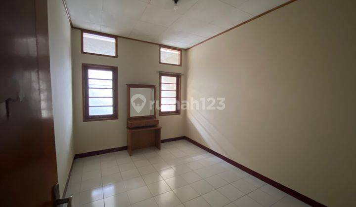 Rumah Bagus Dan Terawat di Komplek Sukaluyu Jl Pahlawan Dekat Surapati 8