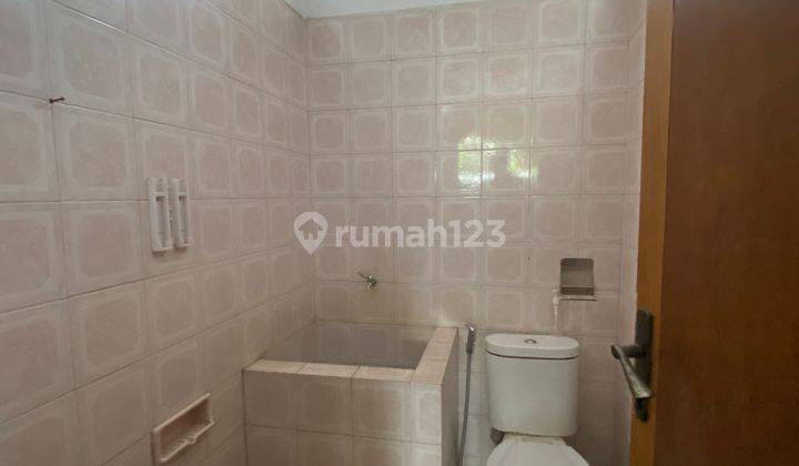 Rumah Bagus Dan Terawat di Komplek Sukaluyu Jl Pahlawan Dekat Surapati 12