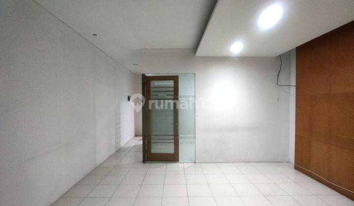 Ruang Usaha Disewakan di Komplek Metro Trade Center Soekarno Hatta, Cocok Untuk Kantor 1