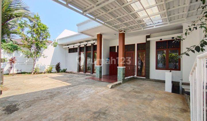 Rumah Besar Siap Huni, Lingkungan Komplek One Gate System 2