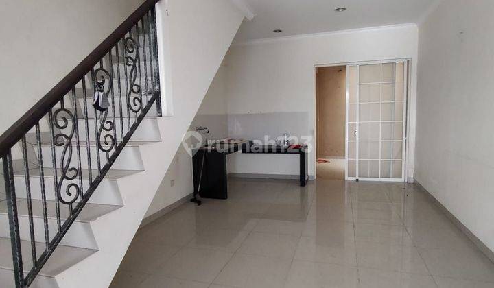 Rumah di Green Lake City,West Europe ,uk 4x15,hrg 1.575M nego,Jakarta Barat 1